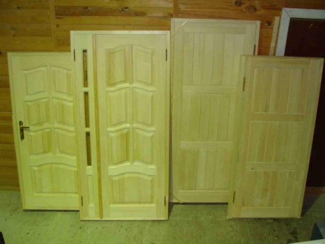 самодельная деревянная дверь